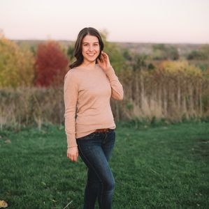 Meet your Posher, Christine